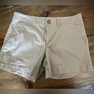 ✨Old Navy Women's Tan Shorts